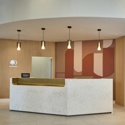 000_000-Front-Desk-21-033-DT-Fullerton-Public-Space21199-Perfect-Square